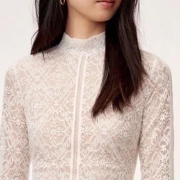 Aritzia-Black Lace Mock Neck Top - Picture 3 of 7